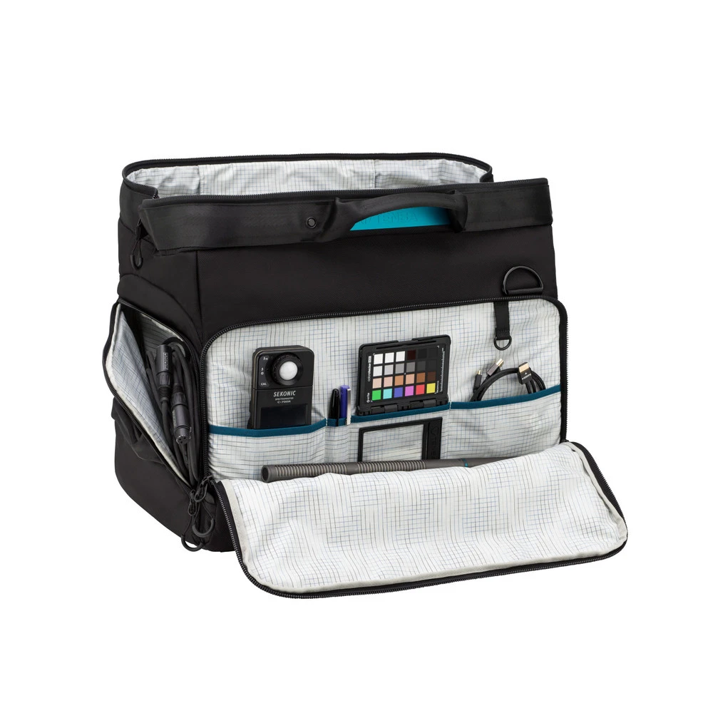 Cineluxe Shoulder Bag 21 - Black 6 Cineluxe Shoulder Bag 21 - Black - Image 4